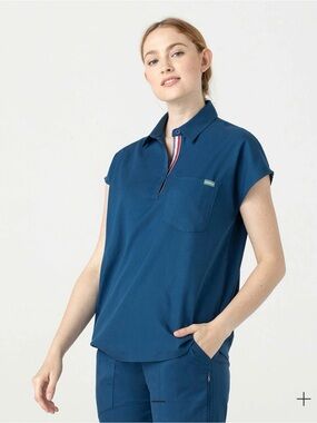 Mediclo Capri Scrub Top
